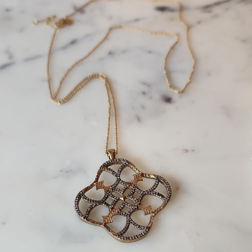 Stella & Dot Goldtone Crystal Filigree Necklace Adjustable